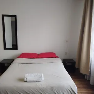 Casa En Ubicada En Zona Pensión